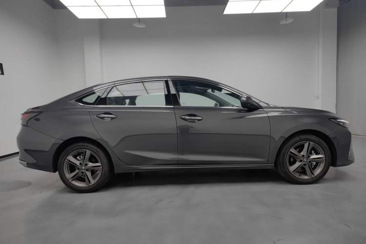 Used CHANGAN Ruicheng PLUS 2023 1.5T DCT Prestige Edition Exterior 4