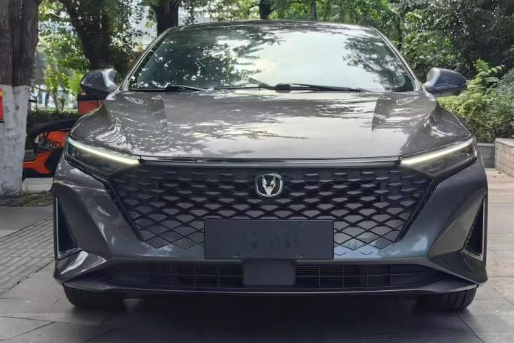 Used CHANGAN Ruicheng PLUS 2023 1.5T DCT Navigation Edition Front