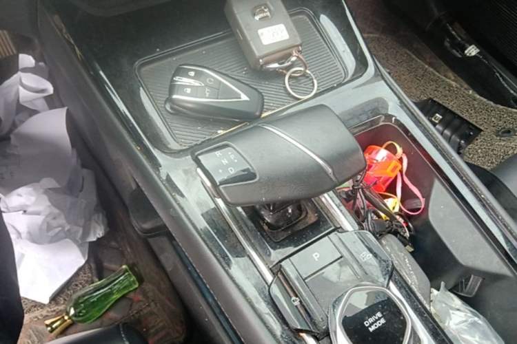 Used CHANGAN Ruicheng PLUS 2023 1.5T DCT Prestige Edition Gear Lever
