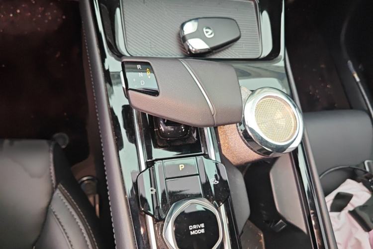 Used CHANGAN Ruicheng PLUS 2023 1.5T DCT Prestige Edition Gear Lever