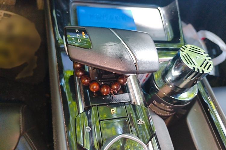 Used CHANGAN Ruicheng PLUS 2023 1.5T DCT Prestige Edition Gear Lever