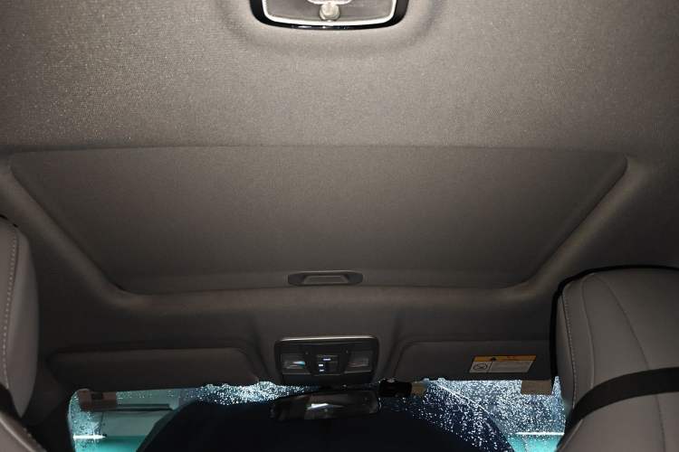 Used CHANGAN Ruicheng PLUS 2023 1.5T DCT Prestige Edition Headliner