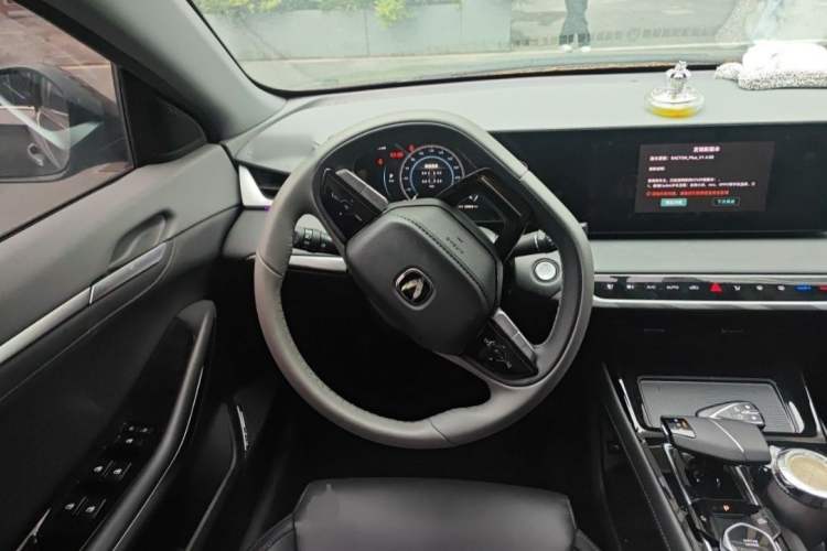 Used CHANGAN Ruicheng PLUS 2023 1.5T DCT Prestige Edition Interior 2