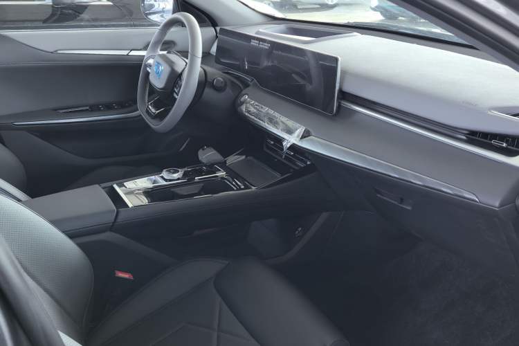 Used CHANGAN Ruicheng PLUS 2023 1.5T DCT Navigation Edition Interior 2