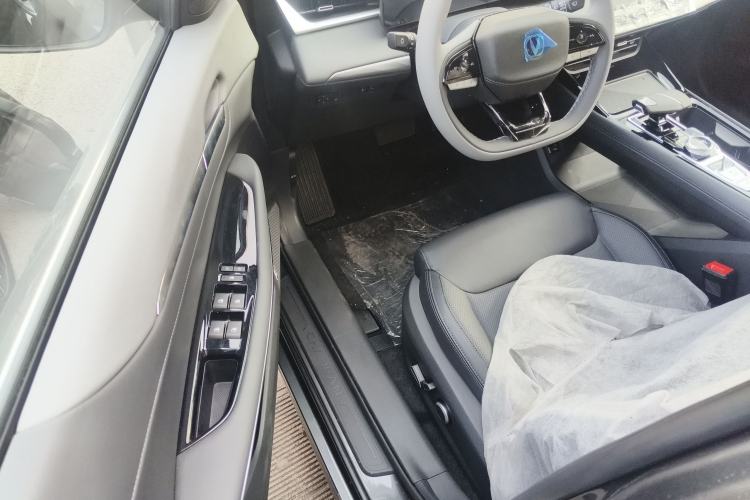 Used CHANGAN Ruicheng PLUS 2023 1.5T DCT Navigation Edition Interior 3