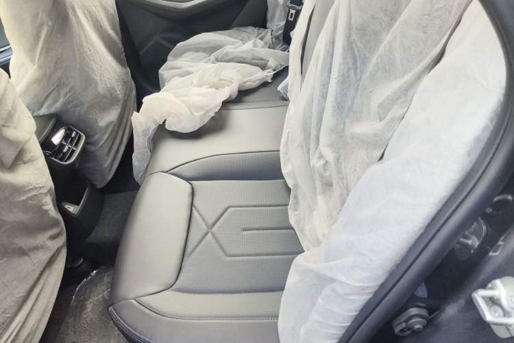 Used CHANGAN Ruicheng PLUS 2023 1.5T DCT Navigation Edition Interior 4