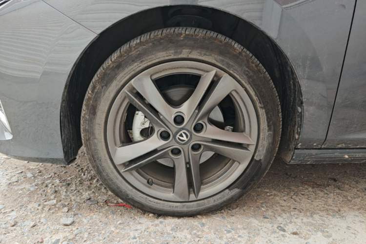 Used CHANGAN Ruicheng PLUS 2023 1.5T DCT Prestige Edition Left Front Wheel Hub