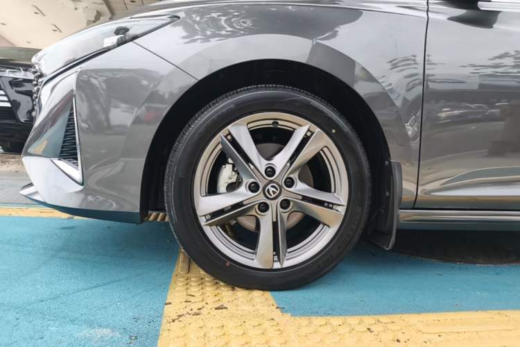 Used CHANGAN Ruicheng PLUS 2023 1.5T DCT Prestige Edition Left Front Wheel Hub