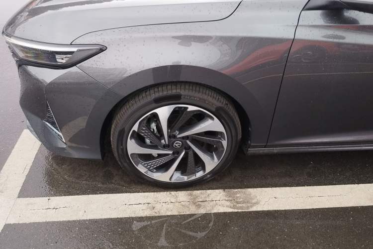 Used CHANGAN Ruicheng PLUS 2023 1.5T DCT Navigation Edition Left Front Wheel Hub