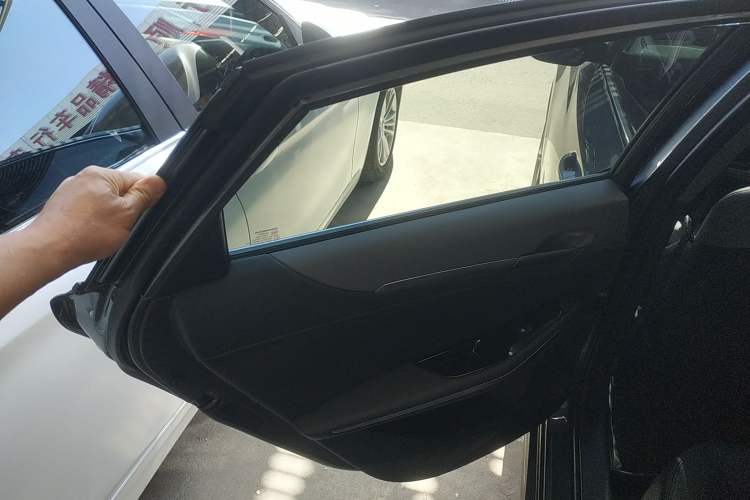 Used CHANGAN Ruicheng PLUS 2023 1.5T DCT Prestige Edition Left Rear Door Interior