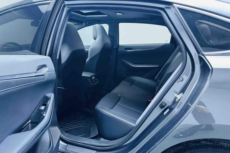 Used CHANGAN Ruicheng PLUS 2023 1.5T DCT Prestige Edition Left Rear Seat