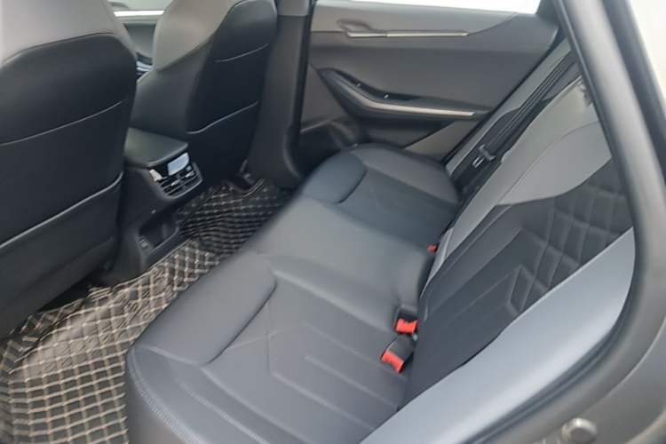 Used CHANGAN Ruicheng PLUS 2023 1.5T DCT Navigation Edition Left Rear Seat