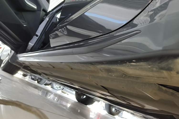 Used CHANGAN Ruicheng PLUS 2023 1.5T DCT Navigation Edition Left Side Sill