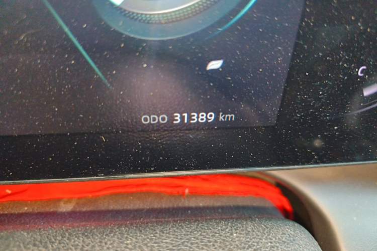 Used CHANGAN Ruicheng PLUS 2023 1.5T DCT Prestige Edition Odometer Close Up