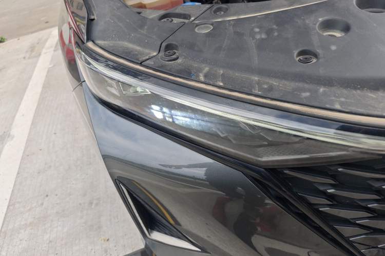 Used CHANGAN Ruicheng PLUS 2023 1.5T DCT Prestige Edition Right Front Headlight