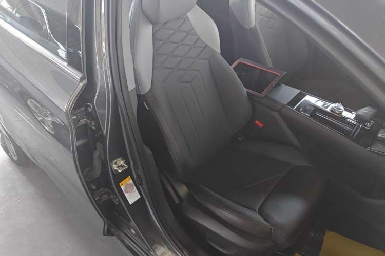 Used CHANGAN Ruicheng PLUS 2023 1.5T DCT Navigation Edition Right Front Seat