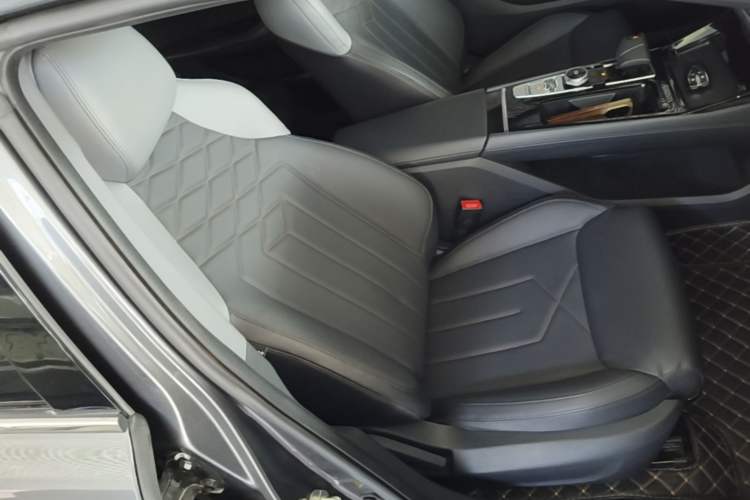 Used CHANGAN Ruicheng PLUS 2023 1.5T DCT Navigation Edition Right Front Seat