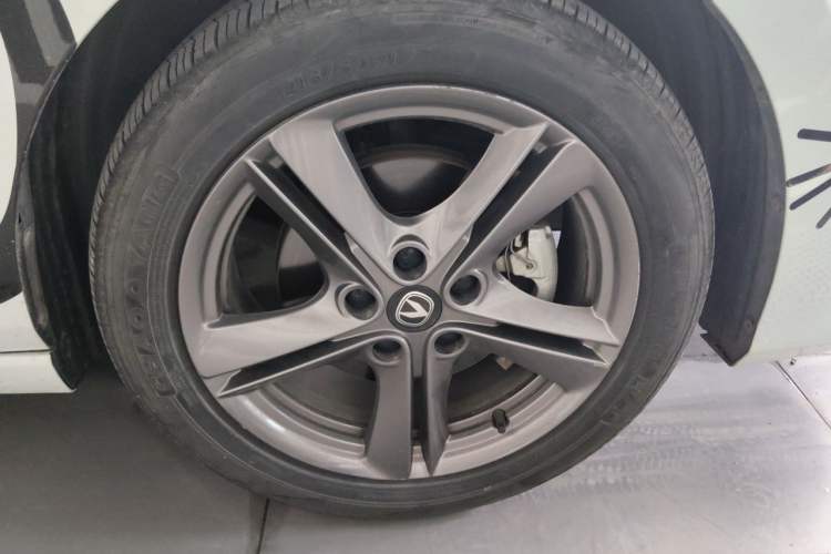 Used CHANGAN Ruicheng PLUS 2023 1.5T DCT Prestige Edition Right Front Wheel Hub