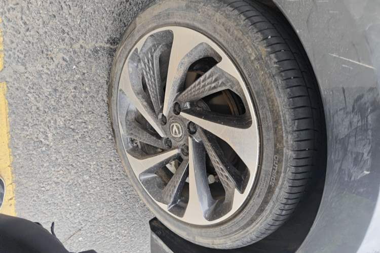 Used CHANGAN Ruicheng PLUS 2023 1.5T DCT Navigation Edition Right Front Wheel Hub