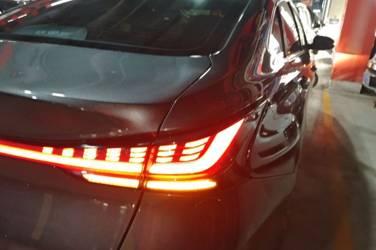 Used CHANGAN Ruicheng PLUS 2023 1.5T DCT Navigation Edition Right Rear Taillight