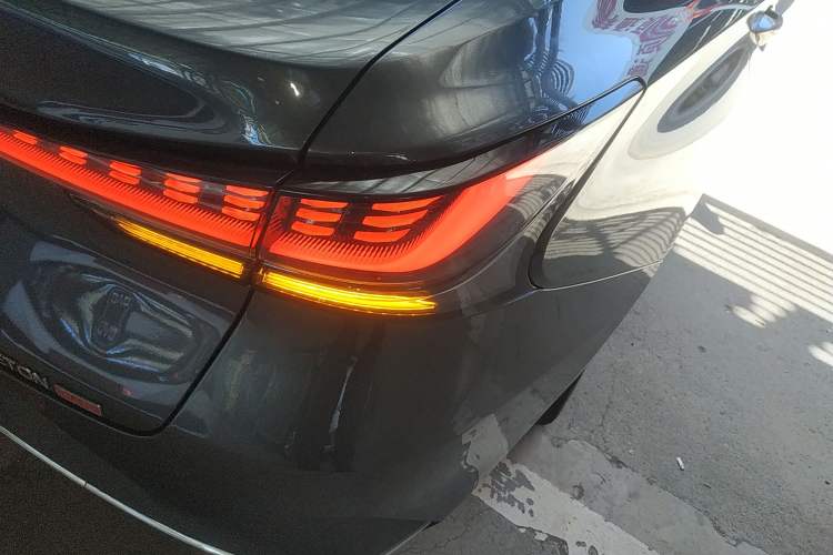 Used CHANGAN Ruicheng PLUS 2023 1.5T DCT Prestige Edition Right Rear Taillight