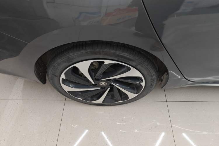 Used CHANGAN Ruicheng PLUS 2023 1.5T DCT Flagship Edition Right Rear Wheel Hub