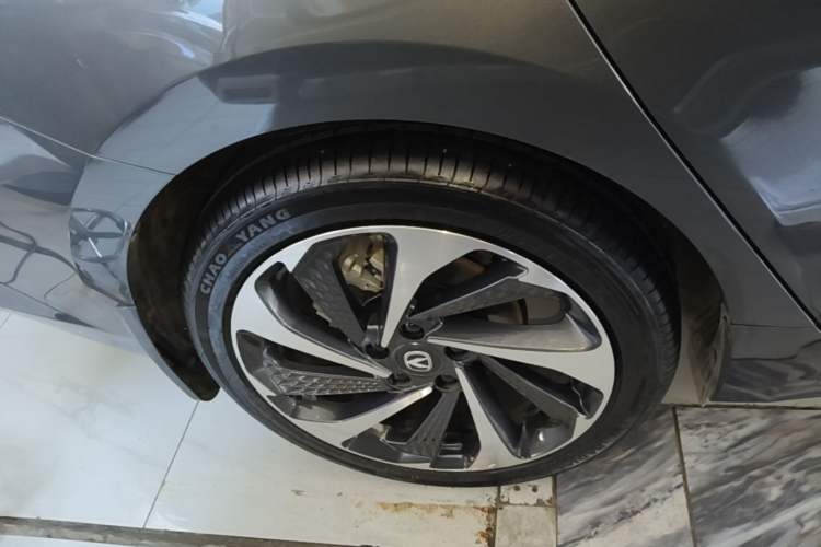 Used CHANGAN Ruicheng PLUS 2023 1.5T DCT Navigation Edition Right Rear Wheel Hub