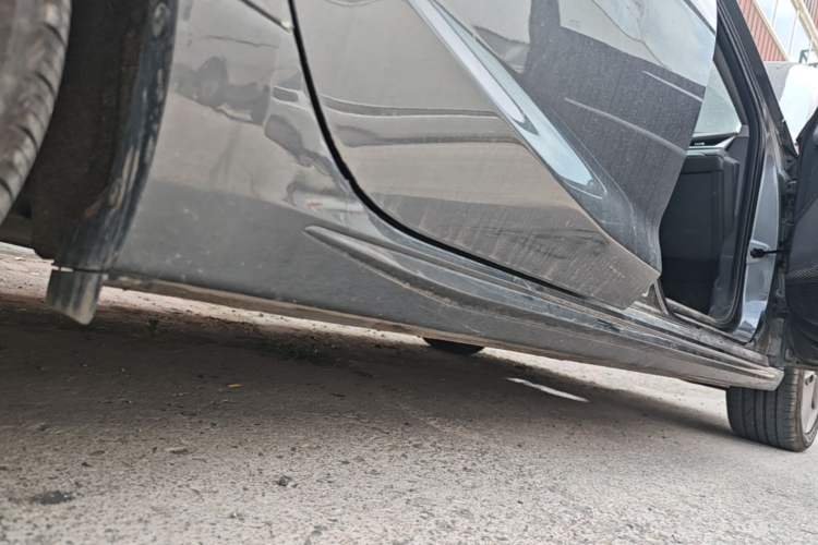 Used CHANGAN Ruicheng PLUS 2023 1.5T DCT Prestige Edition Right Side Sill