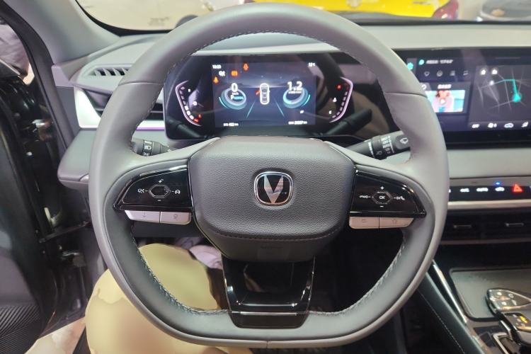 Used CHANGAN Ruicheng PLUS 2023 1.5T DCT Navigation Edition Steering Wheel