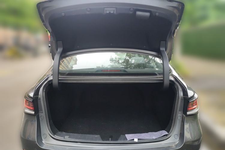 Used CHANGAN Ruicheng PLUS 2023 1.5T DCT Lingyue Trim Trunk