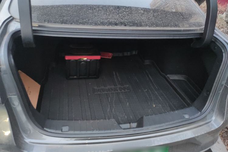 Used CHANGAN Ruicheng PLUS 2023 1.5T DCT Lingyue Trim Trunk