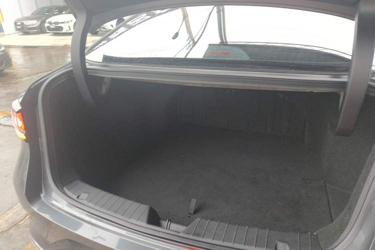 Used CHANGAN Ruicheng PLUS 2023 1.5T DCT Prestige Edition Trunk
