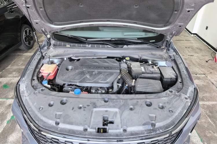 Used CHANGAN Ruicheng PLUS 2023 1.5T DCT Navigation Edition Engine Bay