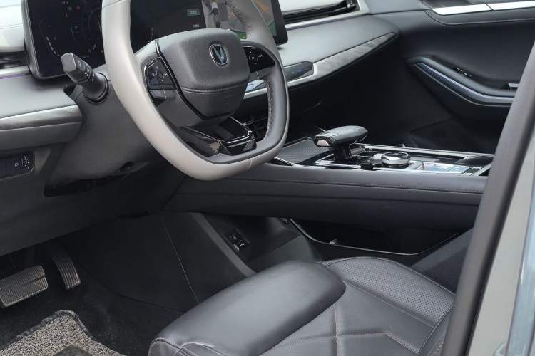 Used CHANGAN Ruicheng PLUS 2023 1.5T DCT Navigation Edition Interior 1