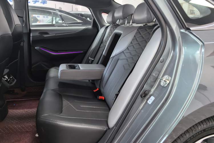 Used CHANGAN Ruicheng PLUS 2023 1.5T DCT Navigation Edition Left Rear Seat