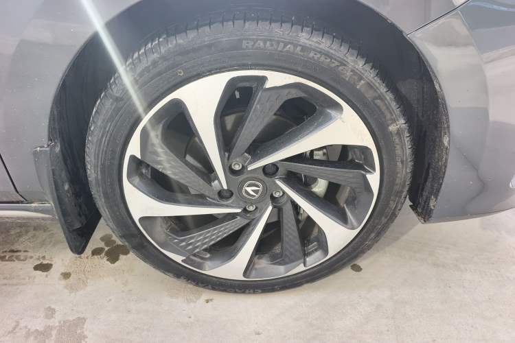 Used CHANGAN Ruicheng PLUS 2023 1.5T DCT Flagship Edition Right Rear Wheel Hub