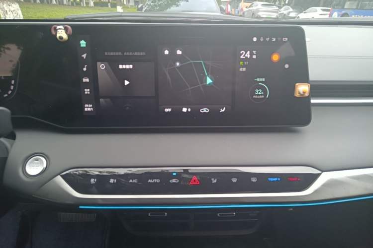 Used CHANGAN Ruicheng PLUS 2023 1.5T DCT Prestige Edition Audio And AC Panel