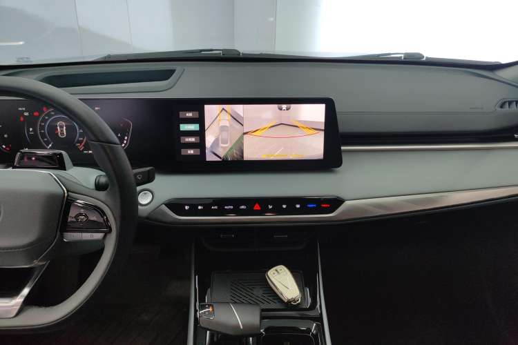 Used CHANGAN Ruicheng PLUS 2023 1.5T DCT Flagship Edition Audio And AC Panel