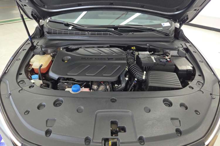 Used CHANGAN Ruicheng PLUS 2023 1.5T DCT Navigation Edition Engine Bay