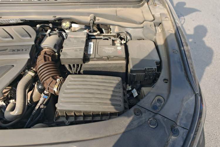 Used CHANGAN Ruicheng PLUS 2023 1.5T DCT Navigation Edition Engine Bay Left