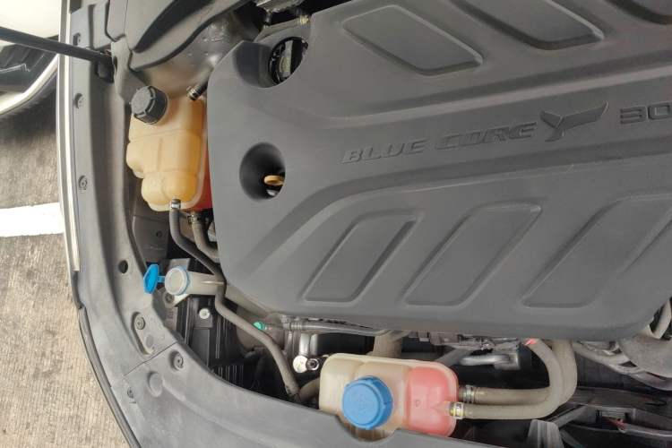 Used CHANGAN Ruicheng PLUS 2023 1.5T DCT Navigation Edition Engine Bay Right