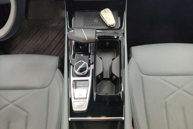Used CHANGAN Ruicheng PLUS 2023 1.5T DCT Flagship Edition Gear Lever
