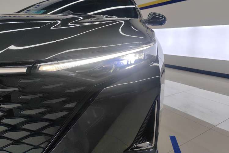 Used CHANGAN Ruicheng PLUS 2023 1.5T DCT Navigation Edition Left Front Headlight