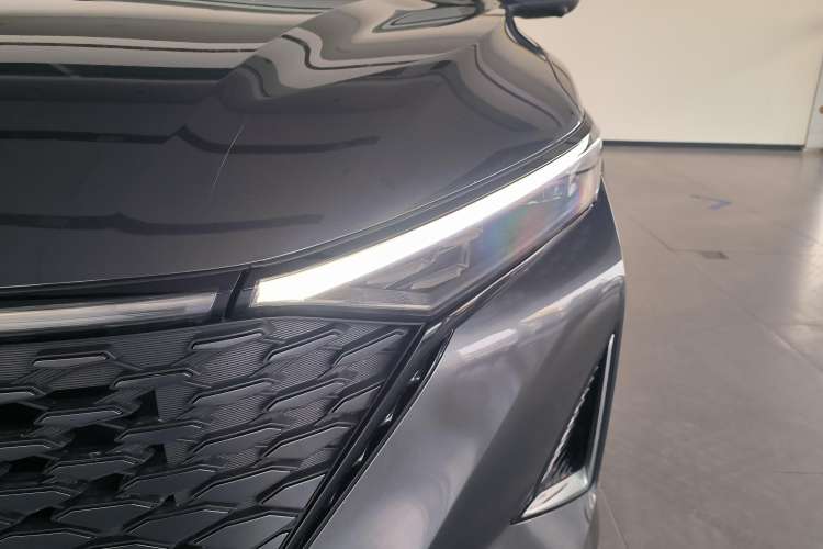 Used CHANGAN Ruicheng PLUS 2023 1.5T DCT Prestige Edition Left Front Headlight