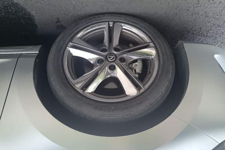 Used CHANGAN Ruicheng PLUS 2023 1.5T DCT Prestige Edition Left Front Wheel Hub