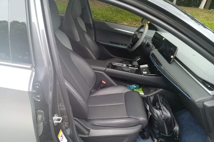Used CHANGAN Ruicheng PLUS 2023 1.5T DCT Prestige Edition Right Front Seat