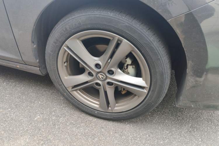 Used CHANGAN Ruicheng PLUS 2023 1.5T DCT Prestige Edition Right Front Wheel Hub