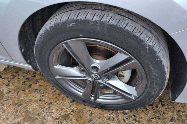 Used CHANGAN Ruicheng PLUS 2023 1.5T DCT Prestige Edition Right Front Wheel Hub