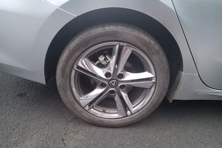 Used CHANGAN Ruicheng PLUS 2023 1.5T DCT Prestige Edition Right Rear Wheel Hub