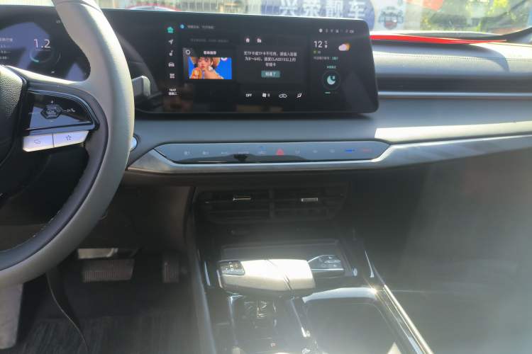Used CHANGAN Ruicheng PLUS 2023 1.5T DCT Prestige Edition Audio And AC Panel